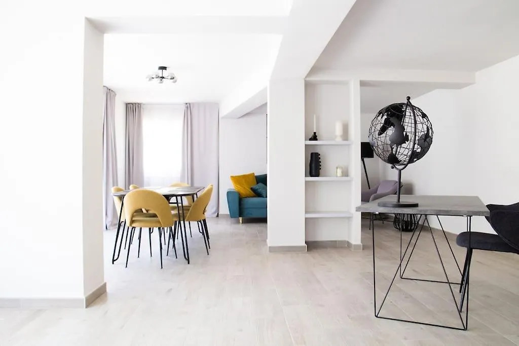 Residencia Ardilla Villa Marbella